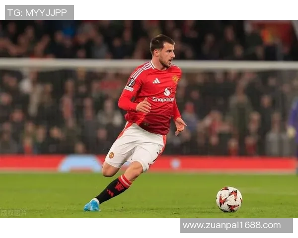 像不像贝克汉姆?芒特完成第一次,曼联赢在一大优势 像不像贝克汉姆?芒特完成第一次,曼联赢在一大优势